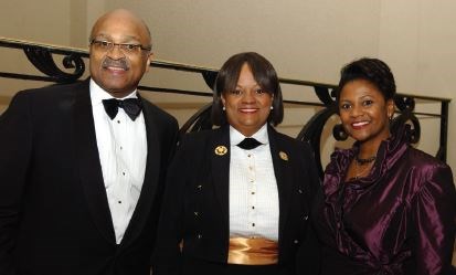 From left: Dr. Britt; Regina M. Benjamin, MD, then-Surgeon General of the U.S. Public Health Service; and Mrs. Britt at the 2010 Clinical Congress Presidential Dinner